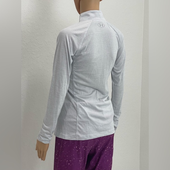 XS Under Armor Silver Long Sleeve Top for Running - Picture 4 of 11
